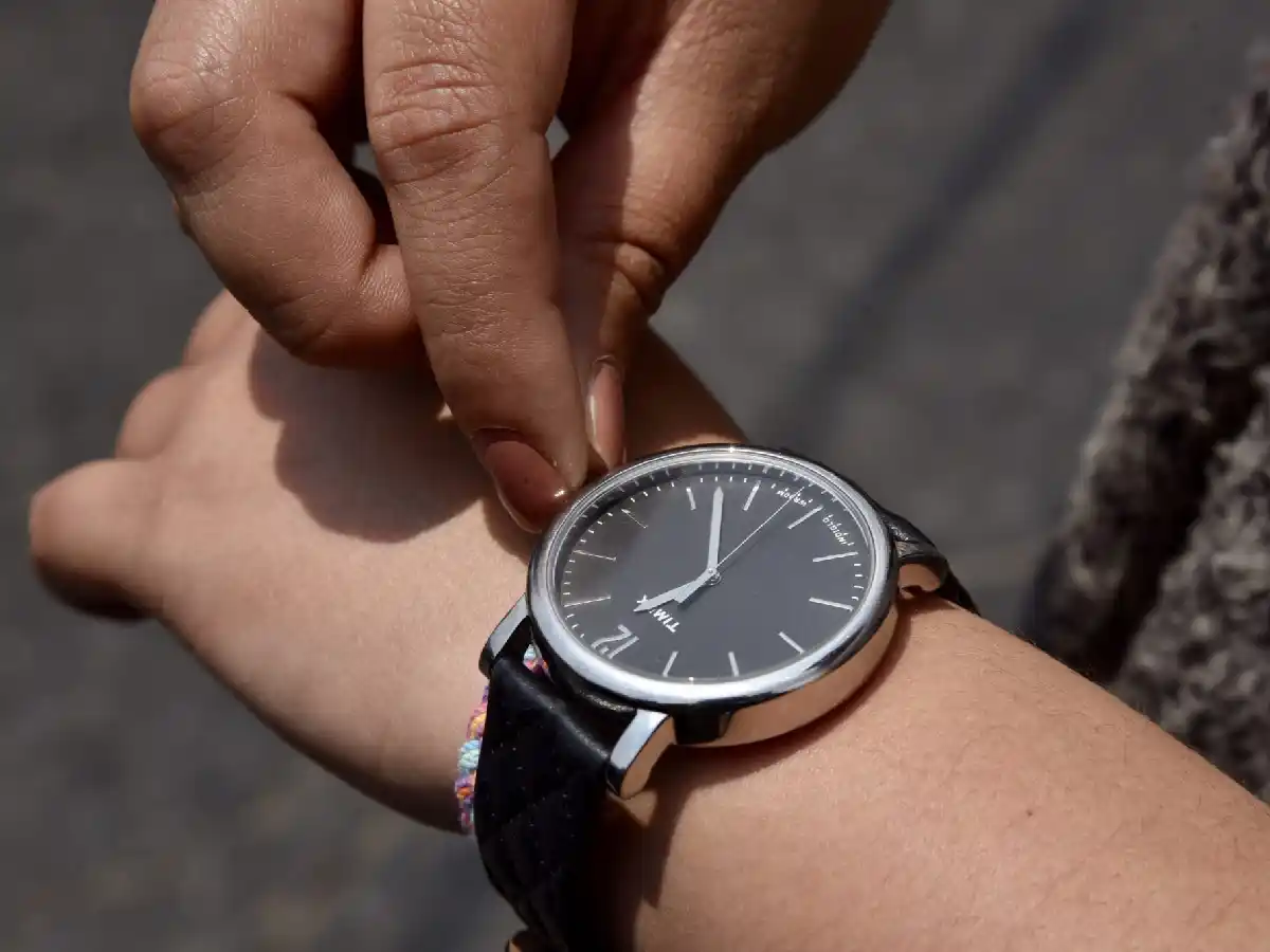 Proponen modificar la hora oficial de Argentina y retrasar una hora los relojes