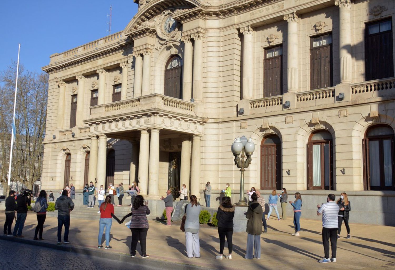 Los enfermeros no harán paro aunque exhibirán sus demandas y entregarán un petitorio al Concejo