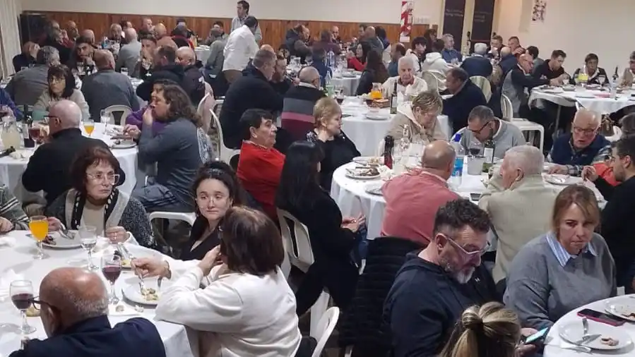 Hubo cena de bienvenida en La Movediza.