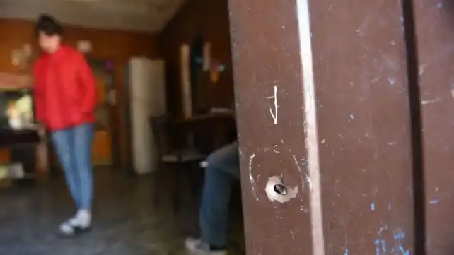 Rosario: una bebé quedó en medio de una violenta pelea entre bandas