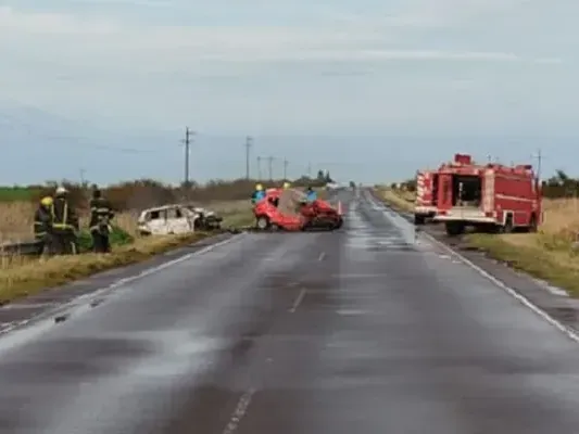 Trágico Siniestro en el Departamento Gualeguaychú: Un fallecido y cinco heridos en un choque frontal
