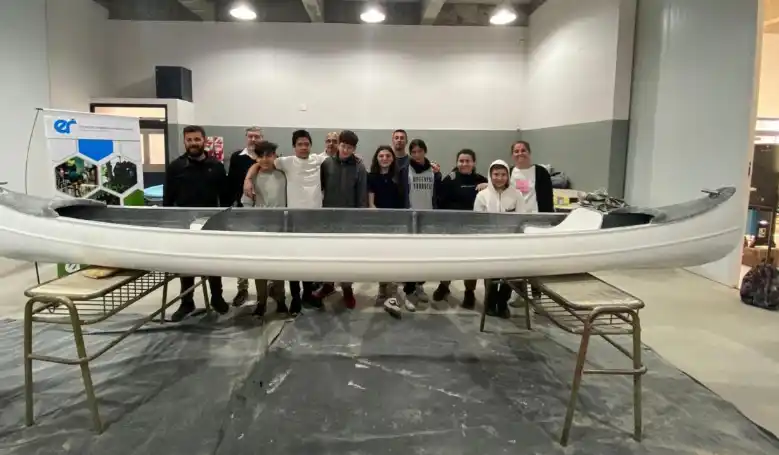 Una escuela técnica de Paraná, la única de Sudamérica que enseña a construir barcos