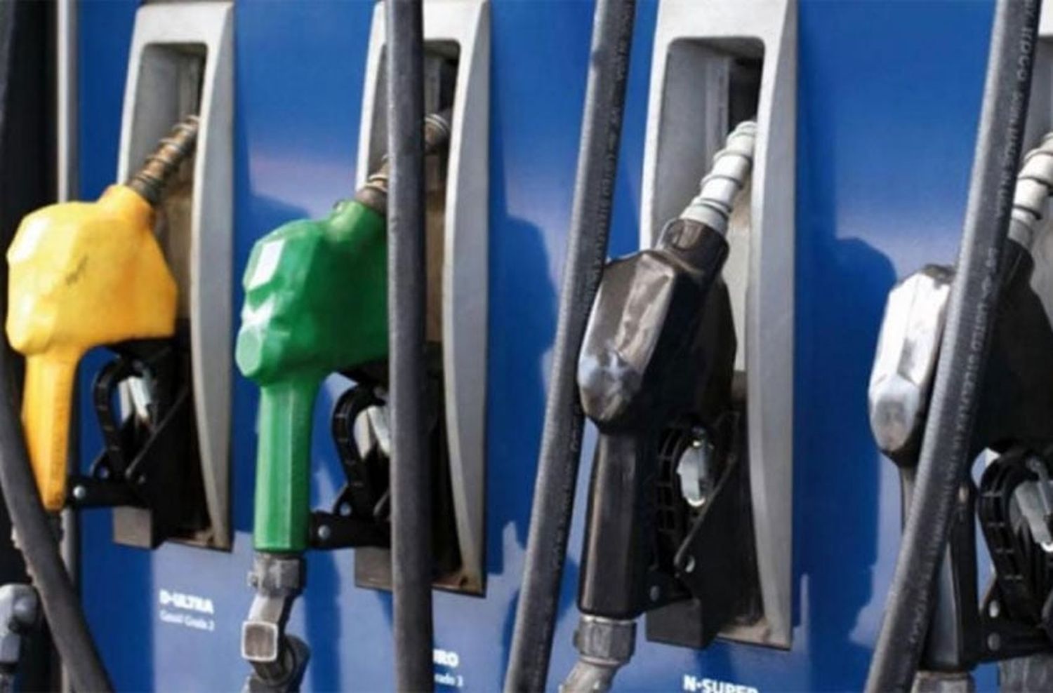 Aumento de combustibles: cómo quedó el precio de la nafta y el gasoil en Rosario