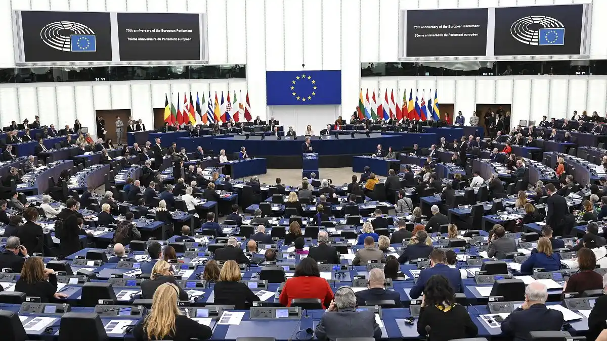 Parlamento Europeo: «RUSIA promueve el TERRORISMO»