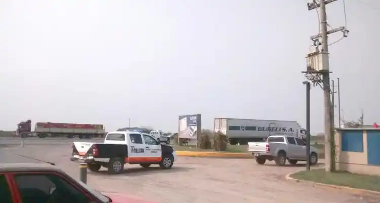 Aparecen autos, patentes y camionetas robadas en diversos puntos de la provincia