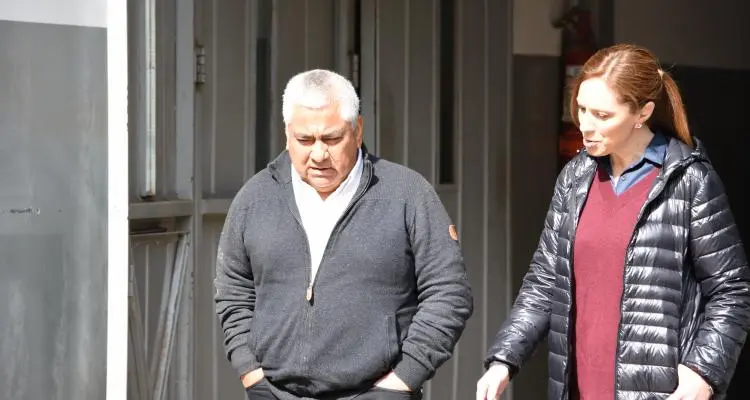 $ 3 mil para los municipales y advertencia desde las empresas privadas