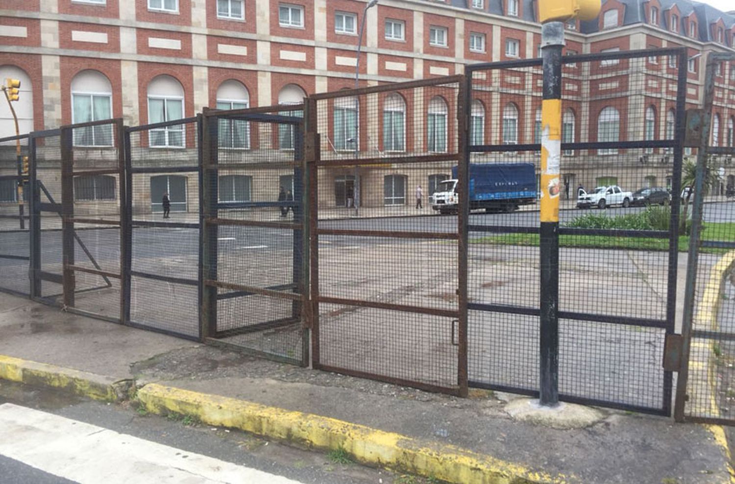 Por la realización del G-20, cambian los recorridos de colectivos