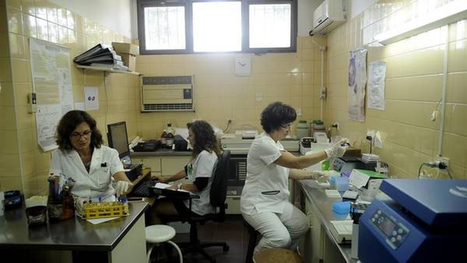 ¿Suspenden servicios de análisis en la Provincia?: "Los laboratorios van a termirar cerrando"
