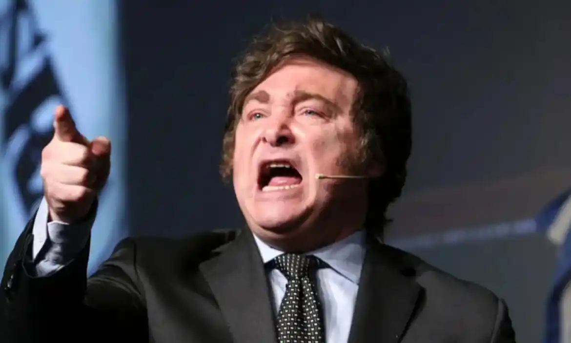 Con la Ley Bases, el gobierno triplicó el uso de decretos delegados