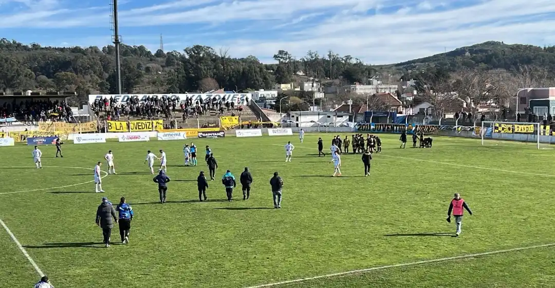 Santamarina ganó 3 a 2 y está en zona de clasificación