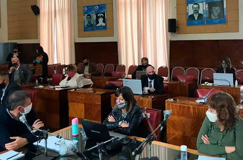 Régimen Especial de Habilitaciones: la Industria y el Comercio manifestaron su respaldo