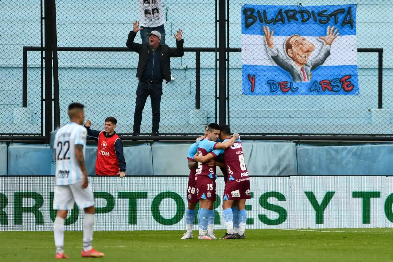 Atlético Tucumán dejó el invicto en la Provincia de Buenos Aires: Cayó 3 a 1 ante Arsenal en Sarandí