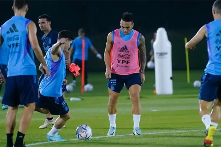 El probable equipo de Scaloni para el debut de la Selección Argentina