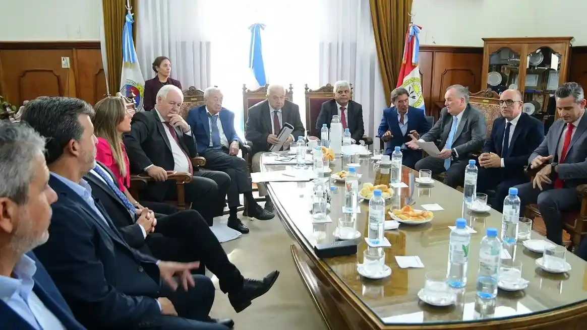 Agenda parlamentaria de Unidos: entre la necesidad de caja y los desafíos judiciales