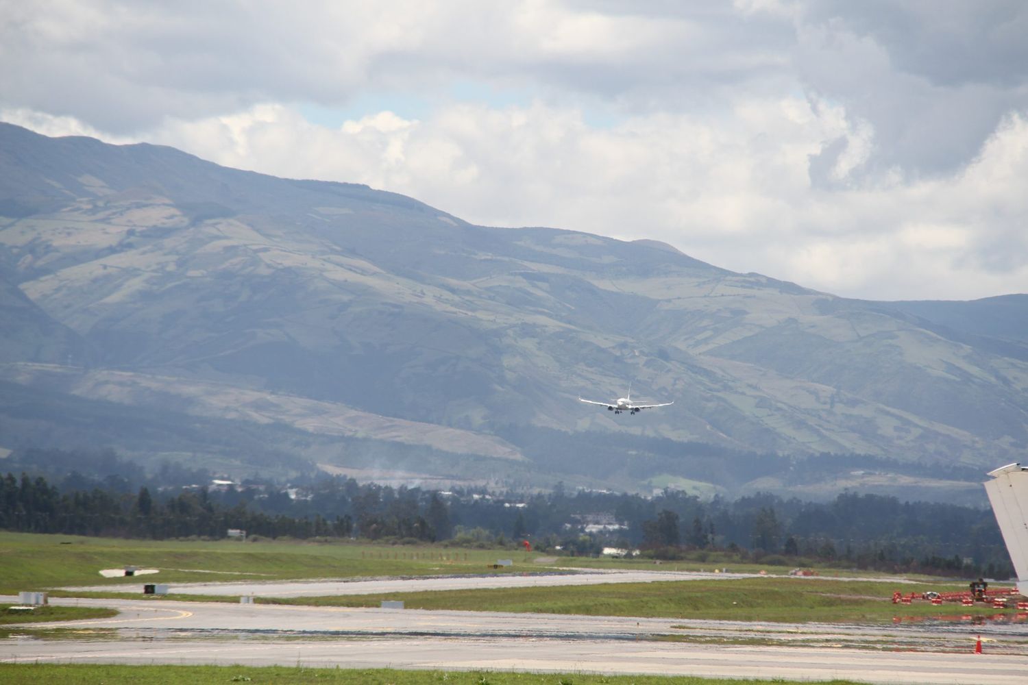 Ecuador comienza a aplicar el sistema GRF de reporte de condiciones de pista