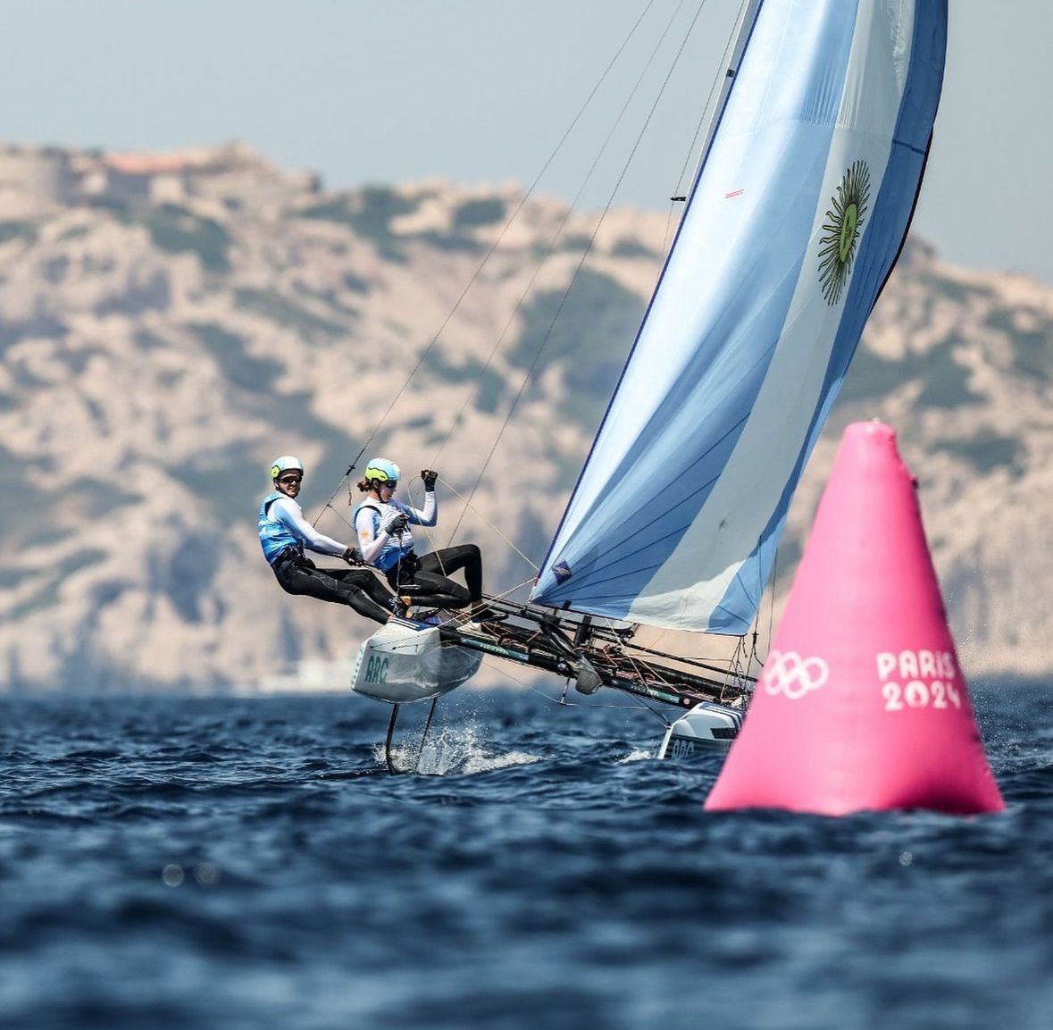 Por falta de viento, se pospuso la Medal Race de Eugenia Bosco y Mateo Majdalani.