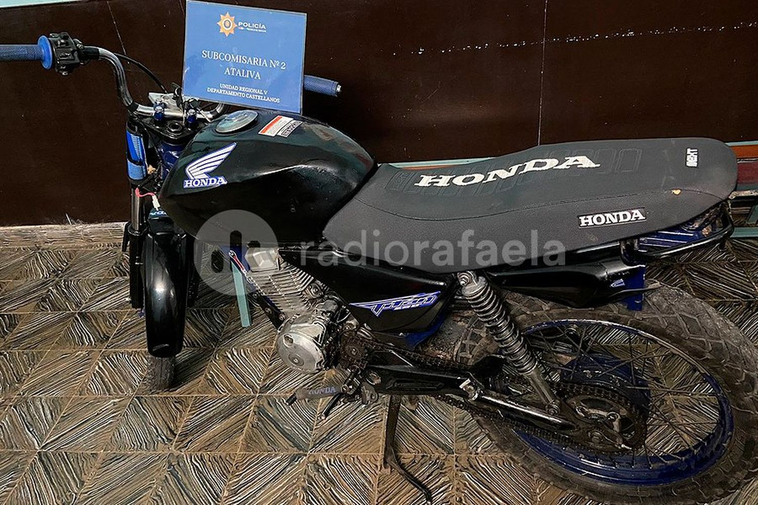 Los atraparon circulando por la Ruta con una moto con numeración adulterada