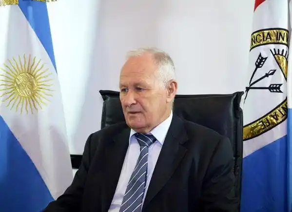 La Defensoría del Pueblo pide estar atentos en la  facturación de las empresas