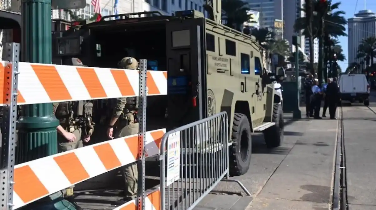 PREMEDITACIÓN: terrorista de Nueva Orleans visitó la ciudad dos veces y usó las gafas de Meta para grabar la escena