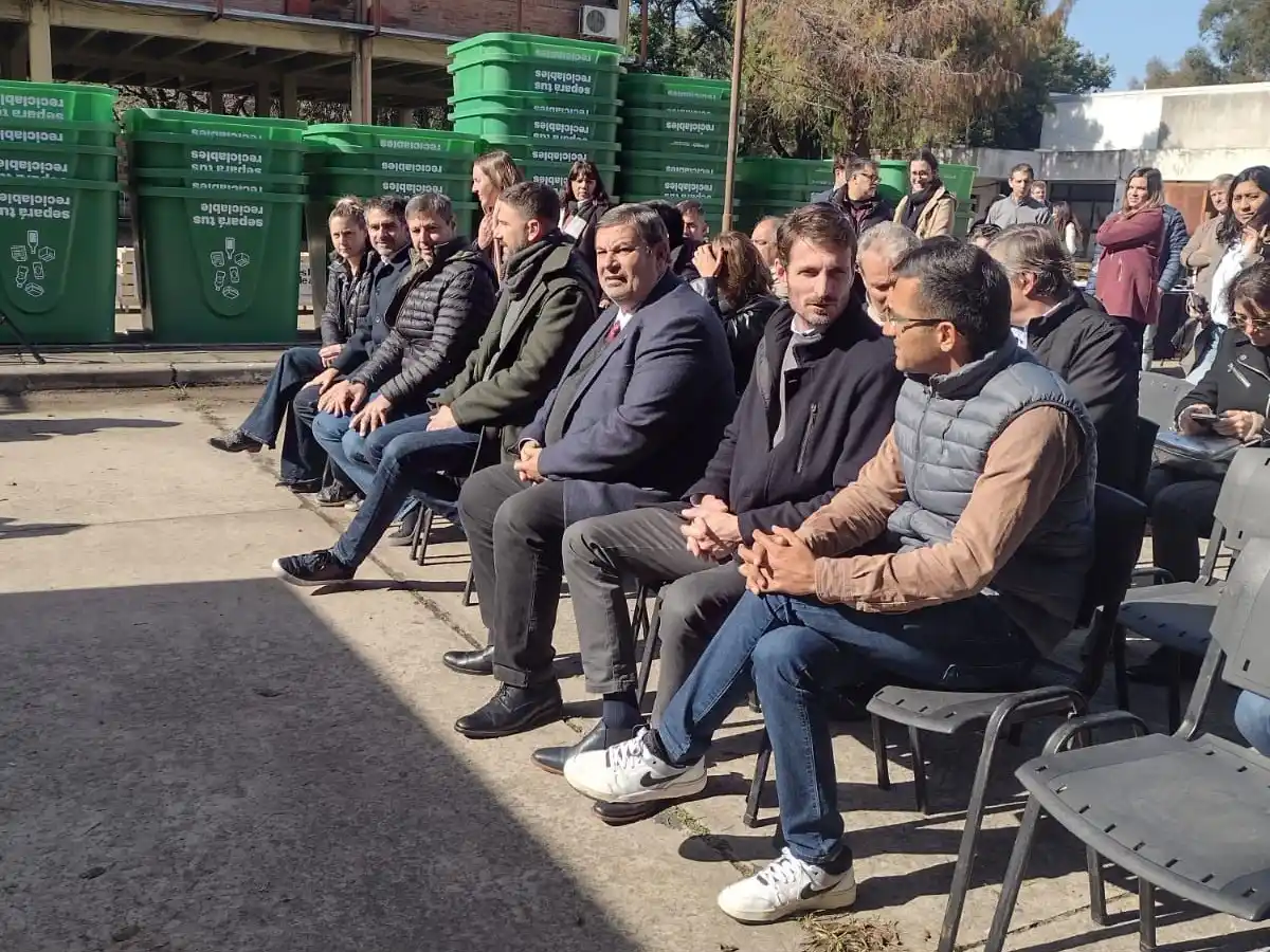 San Vicente recibió equipamiento para fortalecer la economía circular - 2