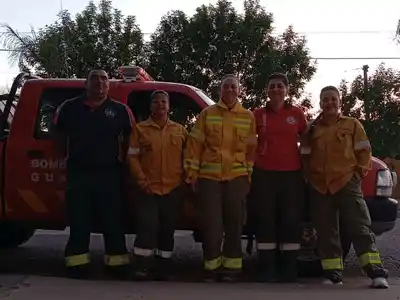 Bomberos de la ciudad viajaron para a Ibicuy para capacitarse en incendios forestales