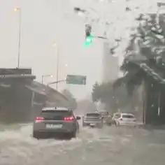 Un shopping inundado, autos flotando en la Panamericana y granizo: Fuerte diluvio en el AMBA