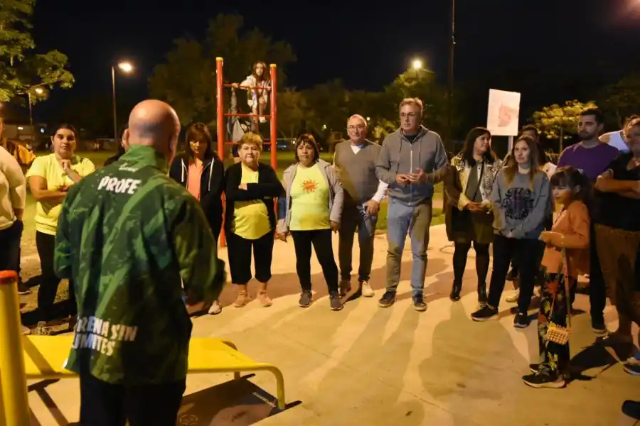 Valeria Gutiérrez, destacó que “estamos inaugurando el punto sano, un pedido de la comisión y de los vecino