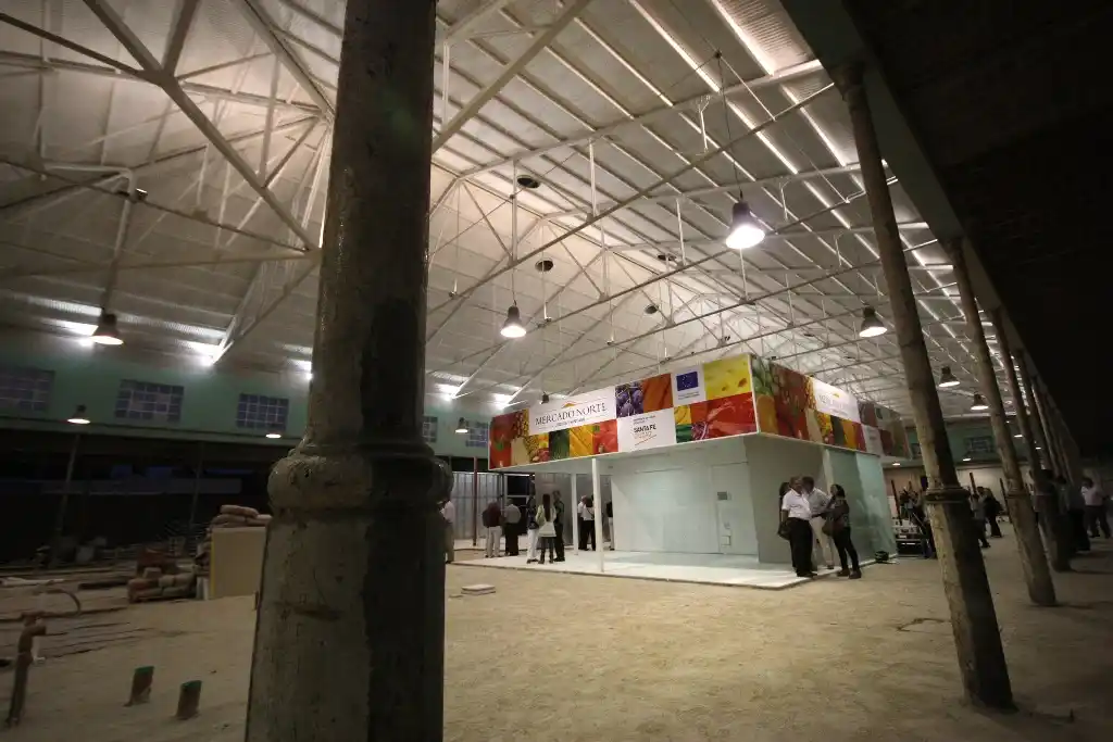 Mercado Norte: el Intendente presentó el proyecto para los puestos interiores