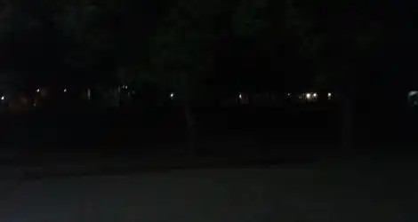 Plaza a oscuras