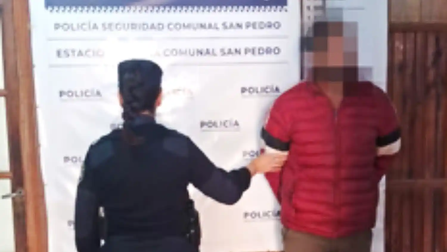 El individuo quedó detenido por algunas horas por una captura activa por hurto calificado.