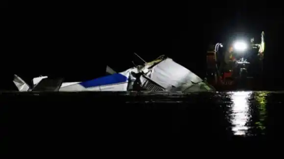 Se registró otro accidente de aeronave: se estrelló en un río de Nebraska, hubo tres fallecidos