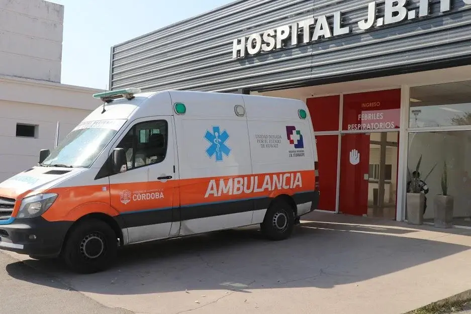 Llegó al hospital con un “puntazo” en la pelvis y dijo que fue atacado en la región