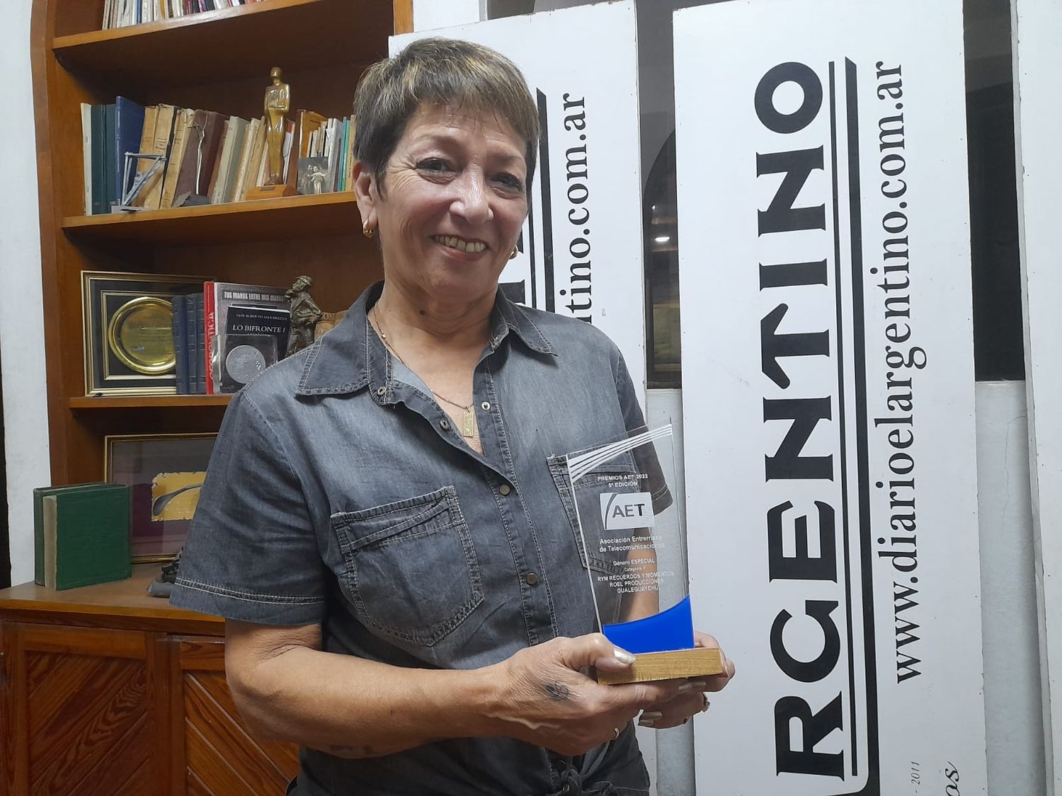 Elsi Rodríguez fue premiada por la Asociación Entrerriana de Telecomunicaciones