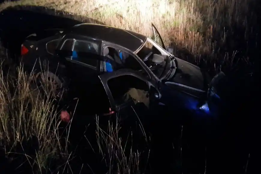 Ingresaban a una ciudad entrerriana, intentaron esquivar a un grupo de motos y terminaron despistando