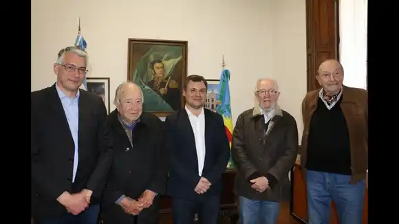 Homenaje sin grieta en San Andrés de Giles: Gesualdi reconoció a los cuatro exintendentes electos desde 1983