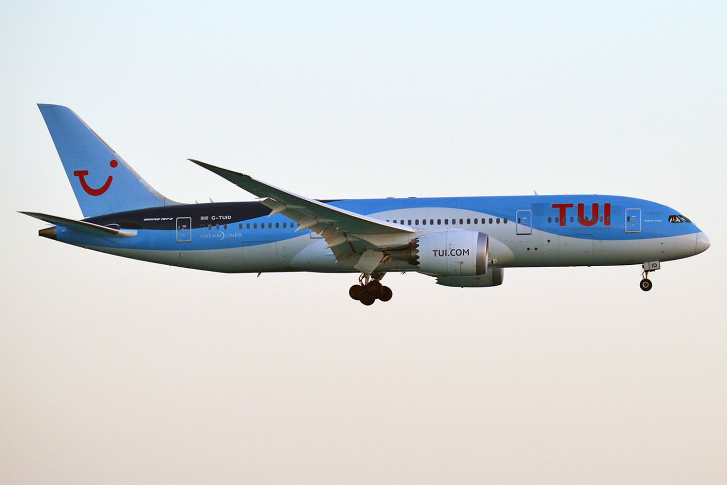 TUI Airways inauguró sus vuelos entre Edimburgo y Melbourne (MLB)