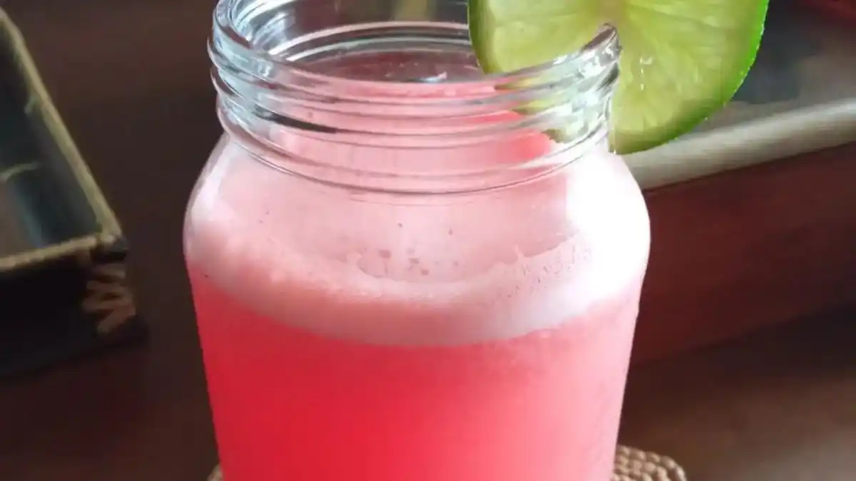 Repón tus energías con un  Gatorade casero con sabor a patilla (+Video)