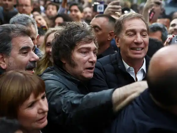 Javier Milei anunció que Diego Santilli será el nuevo ministro del Interior en reemplazo de Lisandro Catalán