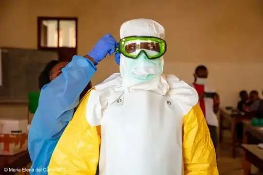 Se extiende el alerta por el ébola.