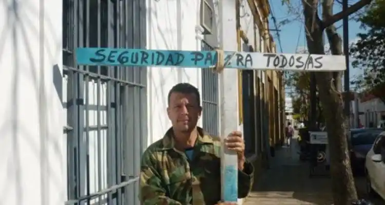 Camina de Villa Gobernador Gálvez a Plaza de Mayo, en reclamo por seguridad