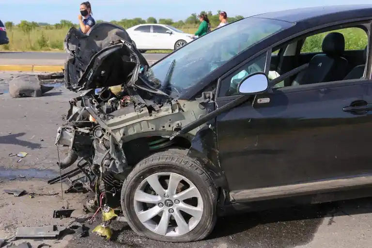 Murió un hombre luego de un triple choque: investigan si fue asesinado a golpes por otro de los conductores