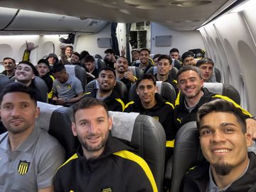 Aerolíneas Argentinas vs. Peñarol: la empresa critica el comportamiento de jugadores a bordo