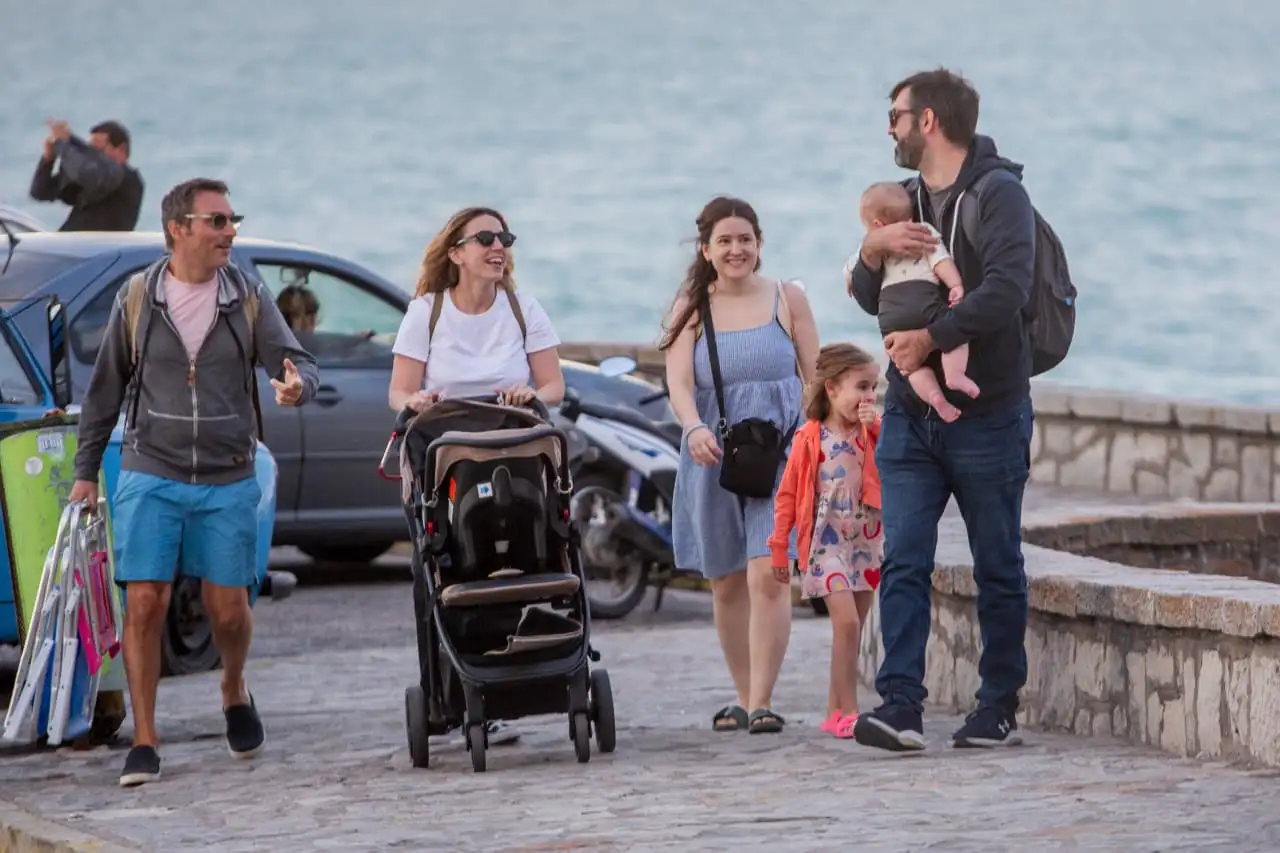 Más allá de las bajas reservas, hay turismo de cercanía que sí llegaría a la ciudad este fin de semana largo.