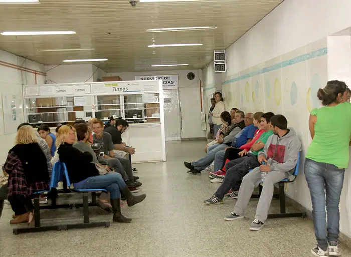 Profesionales, del paro al quite de colaboración