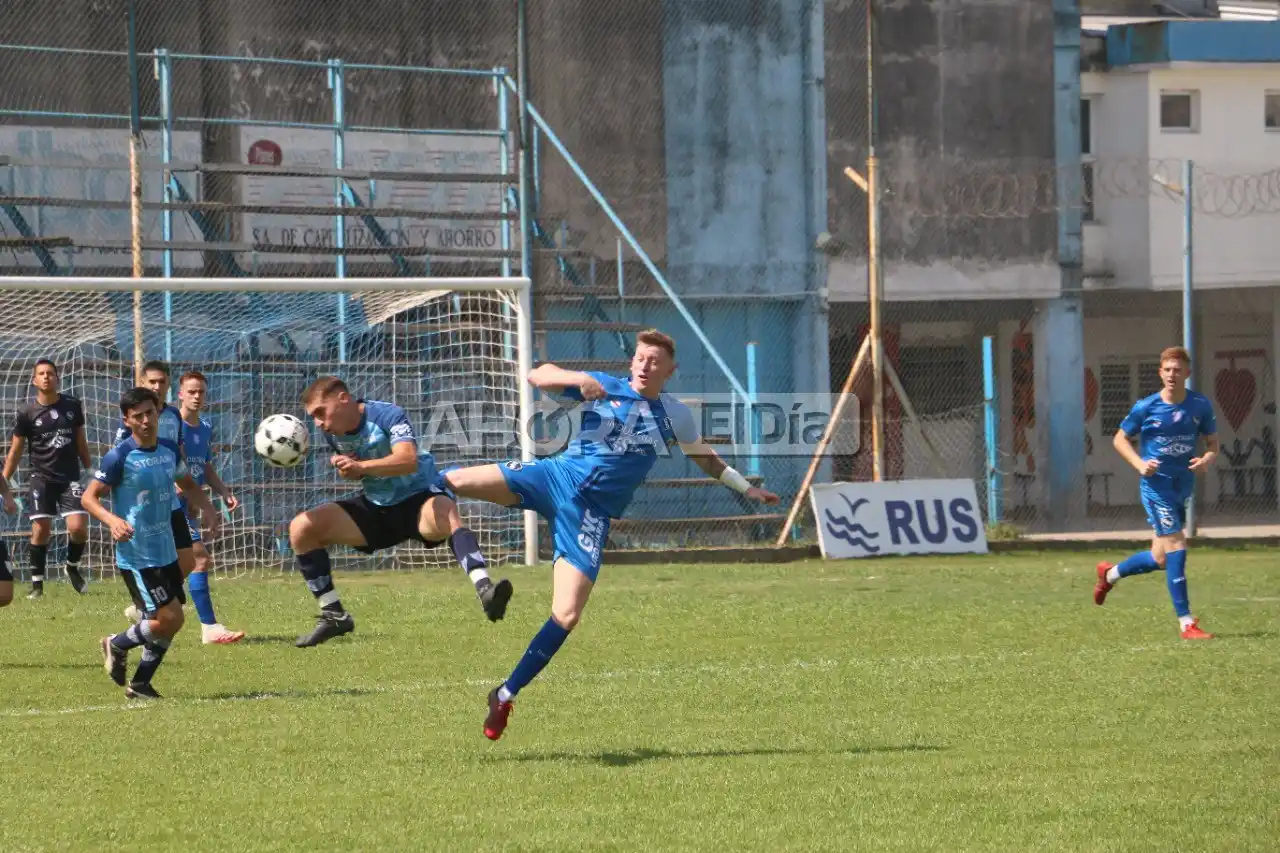Juventud Unida se quedó con la primera final en Sub-21 frente a Deportivo: se define en Urdinarrain