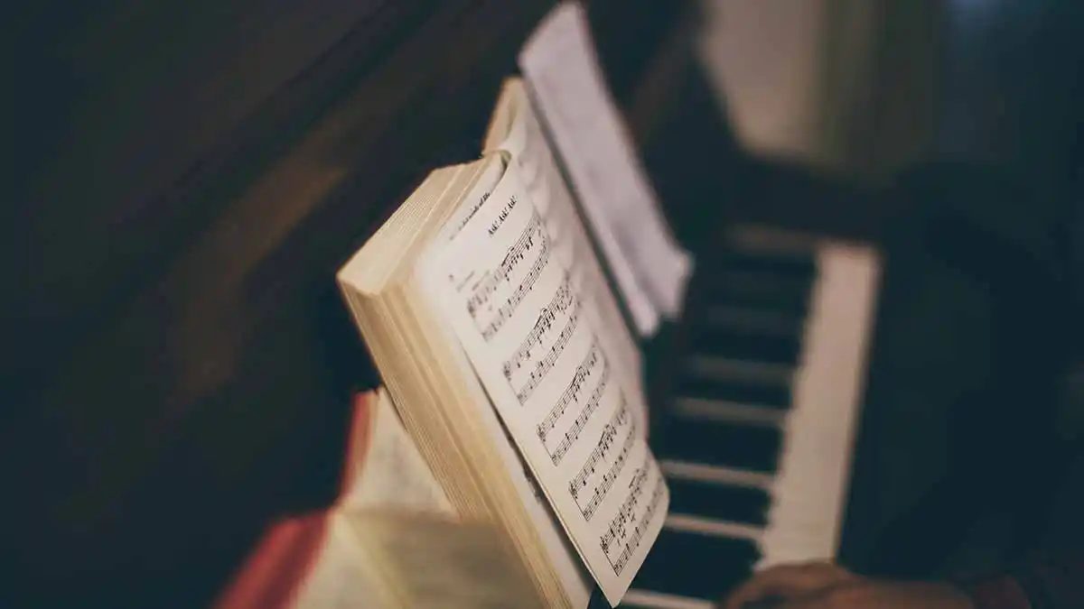 ¿Hace falta saber música para componer?