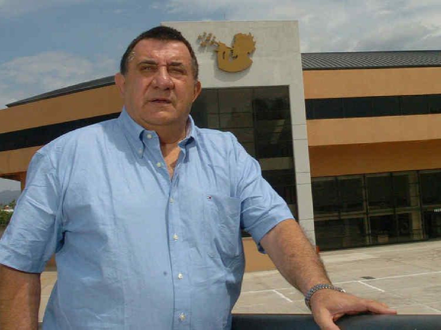 Bugliotti, tajante con el Orfeo: “No lo abro más, es inviable”