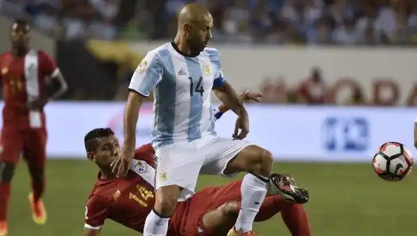 Javier Mascherano, nuevo dueño de un record copado