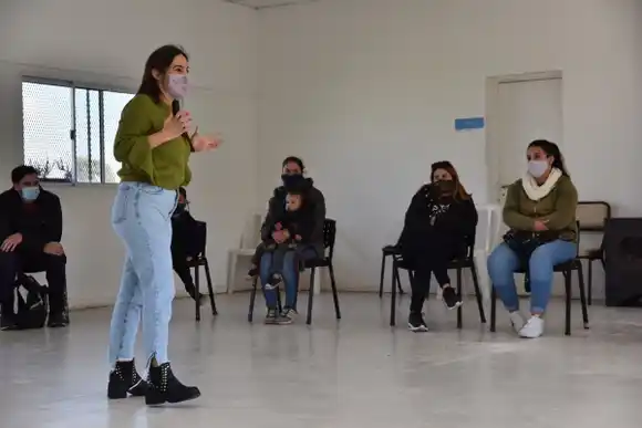 Jóvenes se capacitan como promotores de la cultura en el marco del programa Potenciar Inclusión Joven