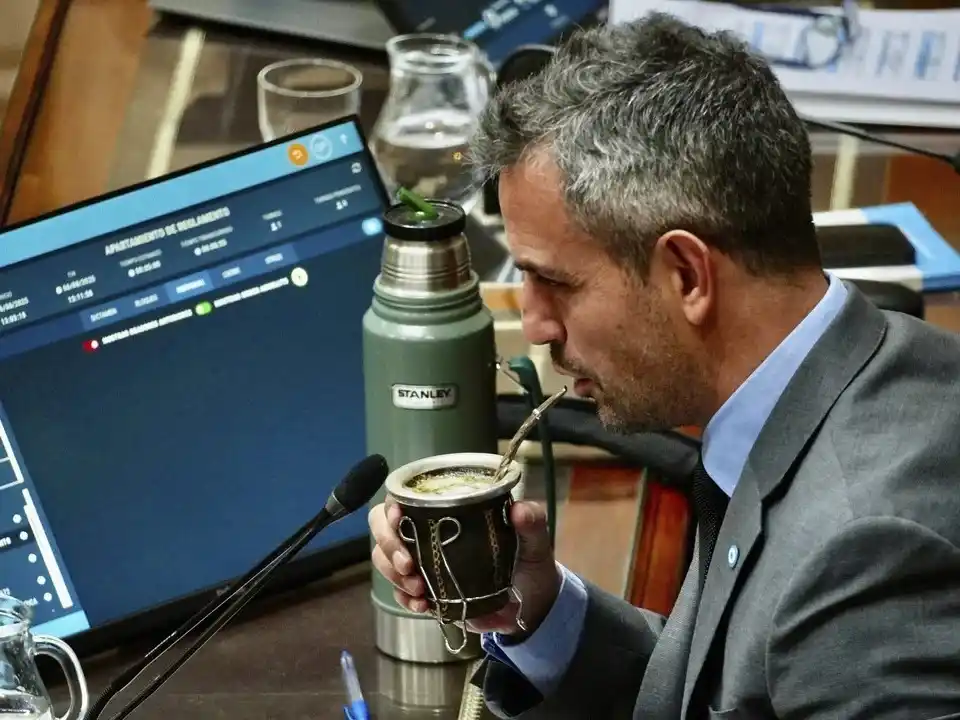 Primera reunión sin grandes avances en el Presupuesto y con reclamos de la oposición